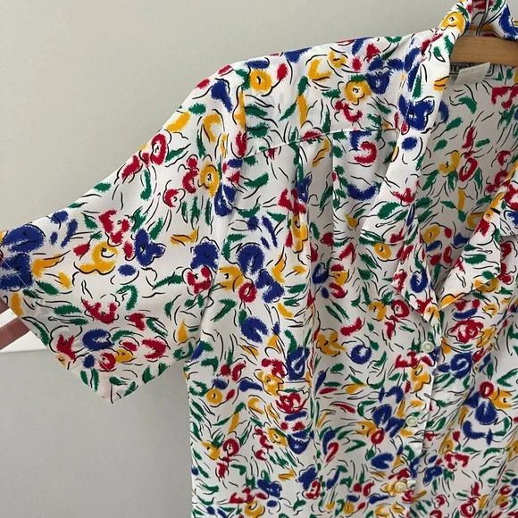 Vintage: Petite Impressions 90s Colorful White Floral Button Up - Size 4 - Picture 3 of 16